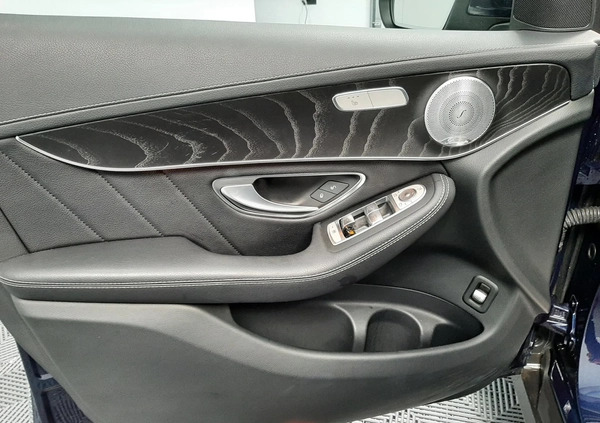 Mercedes-Benz GLC cena 114900 przebieg: 175000, rok produkcji 2017 z Wrocław małe 172